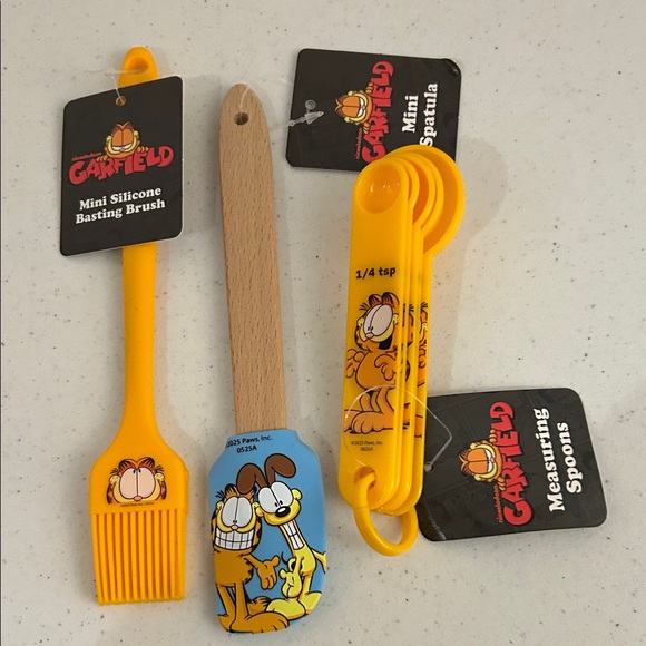 Nickelodeon Garfield Other - Garfield Kitchen Utensil Set